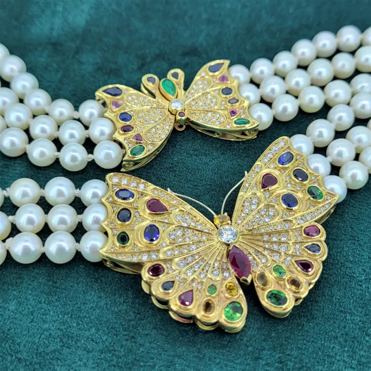 Pearl Birthstone Guide